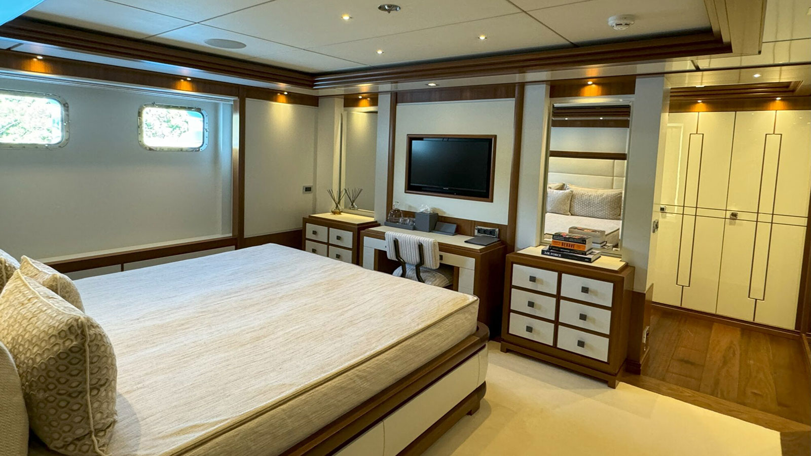 2013 Turquoise Yachts Immersive a noleggio (photo 11)