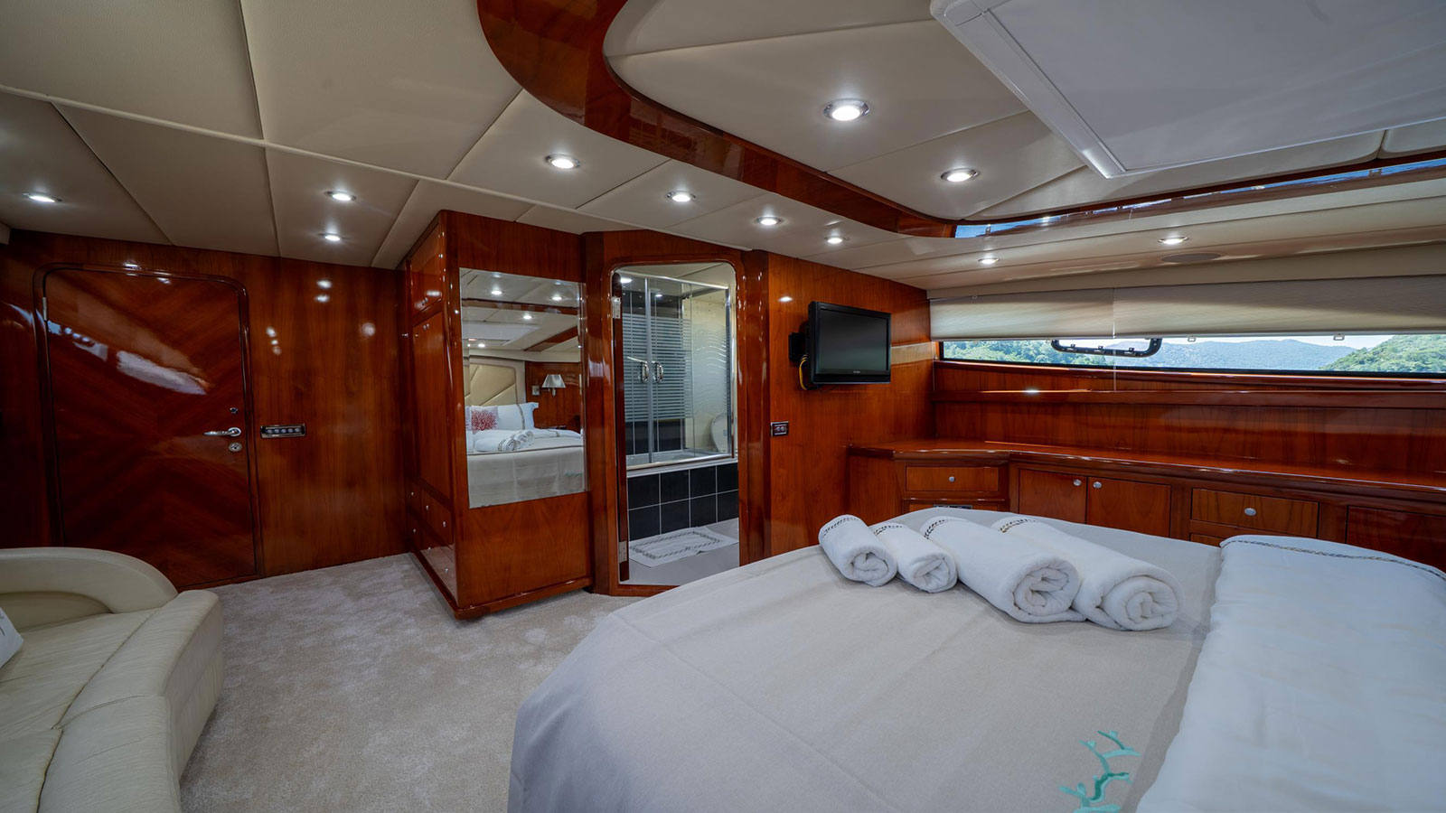 2008 Custom Built Coral en alquiler (photo 9)