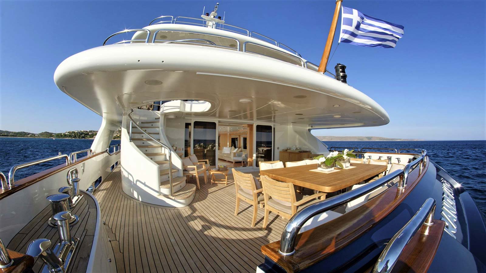 2006 Benetti Grande Amore for charter (photo 20)