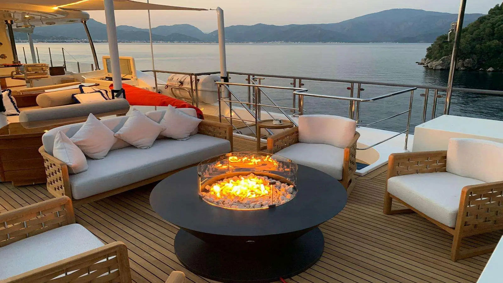2010 CRN Ancona Polaris zu chartern (photo 16)
