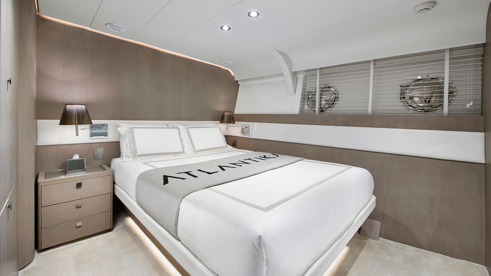 2013 Castagnola Cantieri Atlantika na czarter (photo 7)