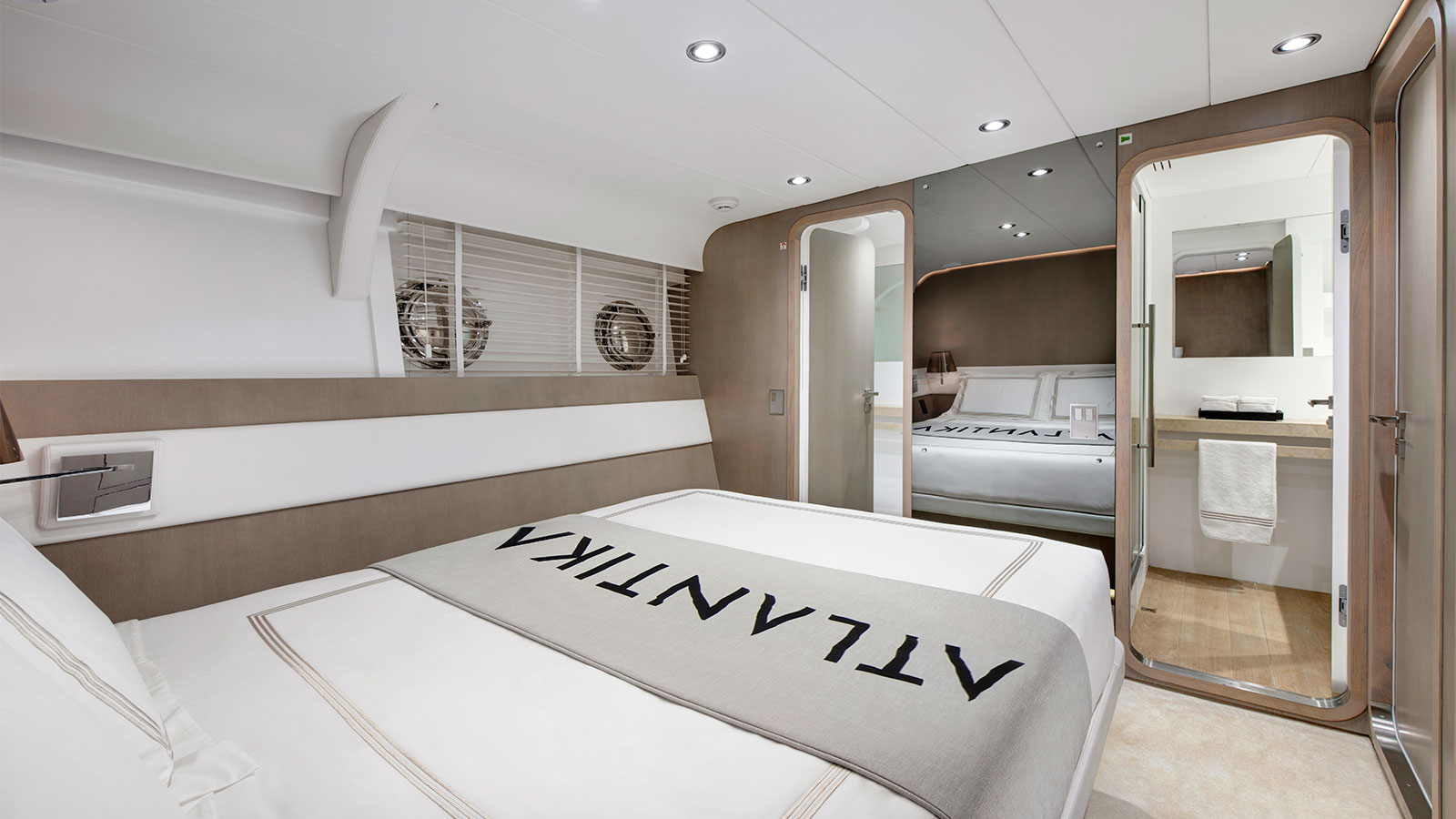 2013 Castagnola Cantieri Atlantika na czarter (photo 9)