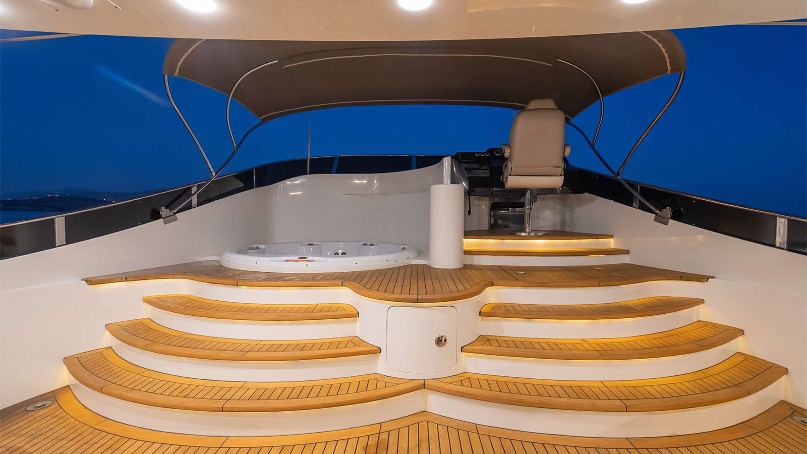 2014 HG Yachting Archsea zu chartern (photo 17)