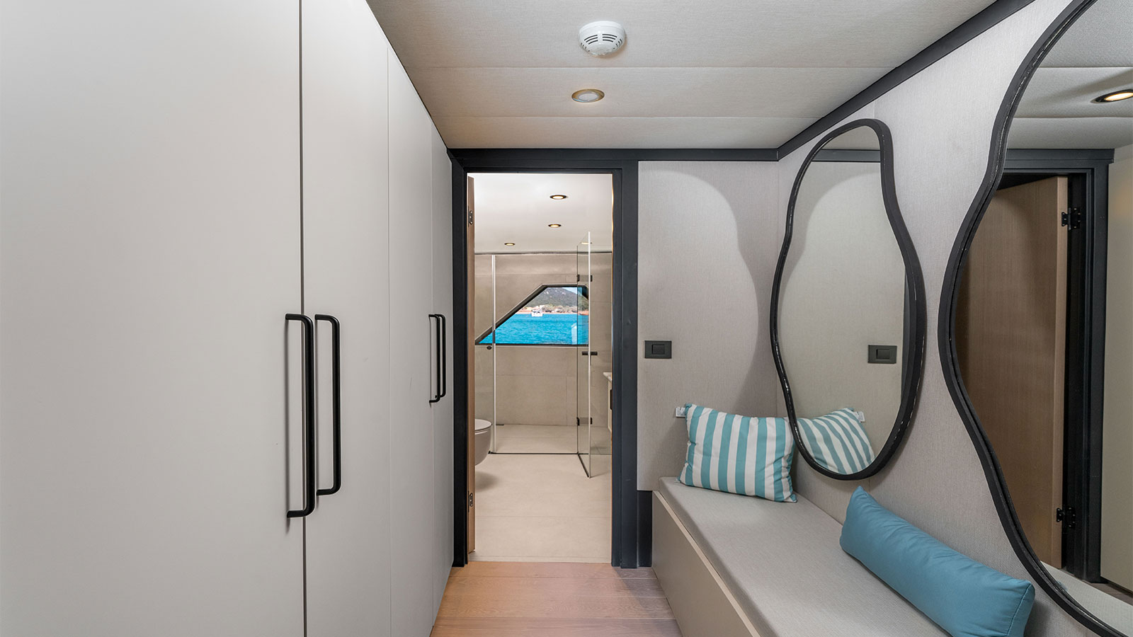 2023 Custom Built Calm Down te huur (photo 11)