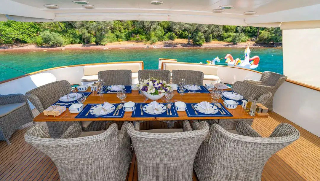 1997 Ses Yachts Blues for charter (photo 21)