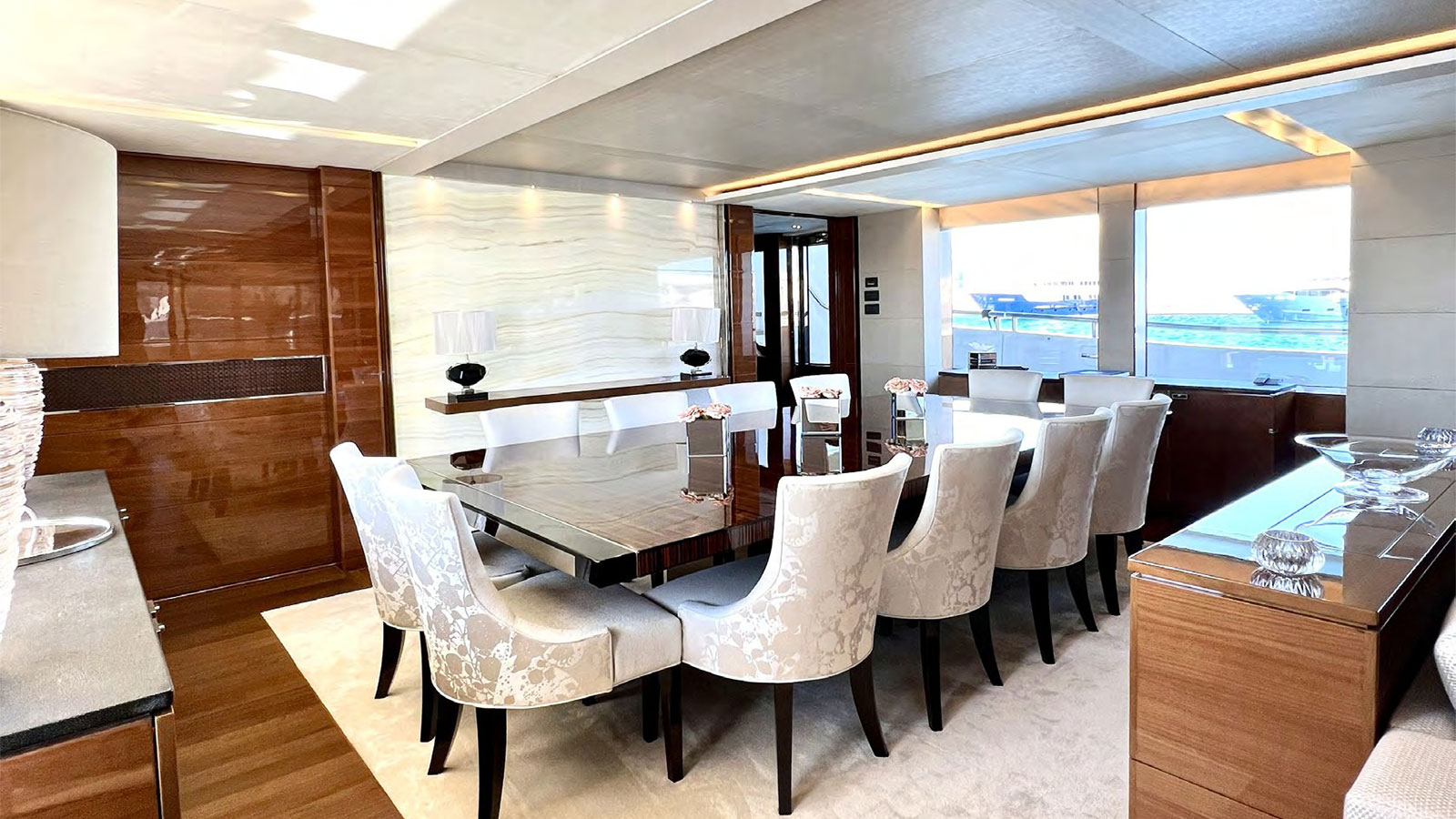 2016 Princess 40M te huur (photo 3)