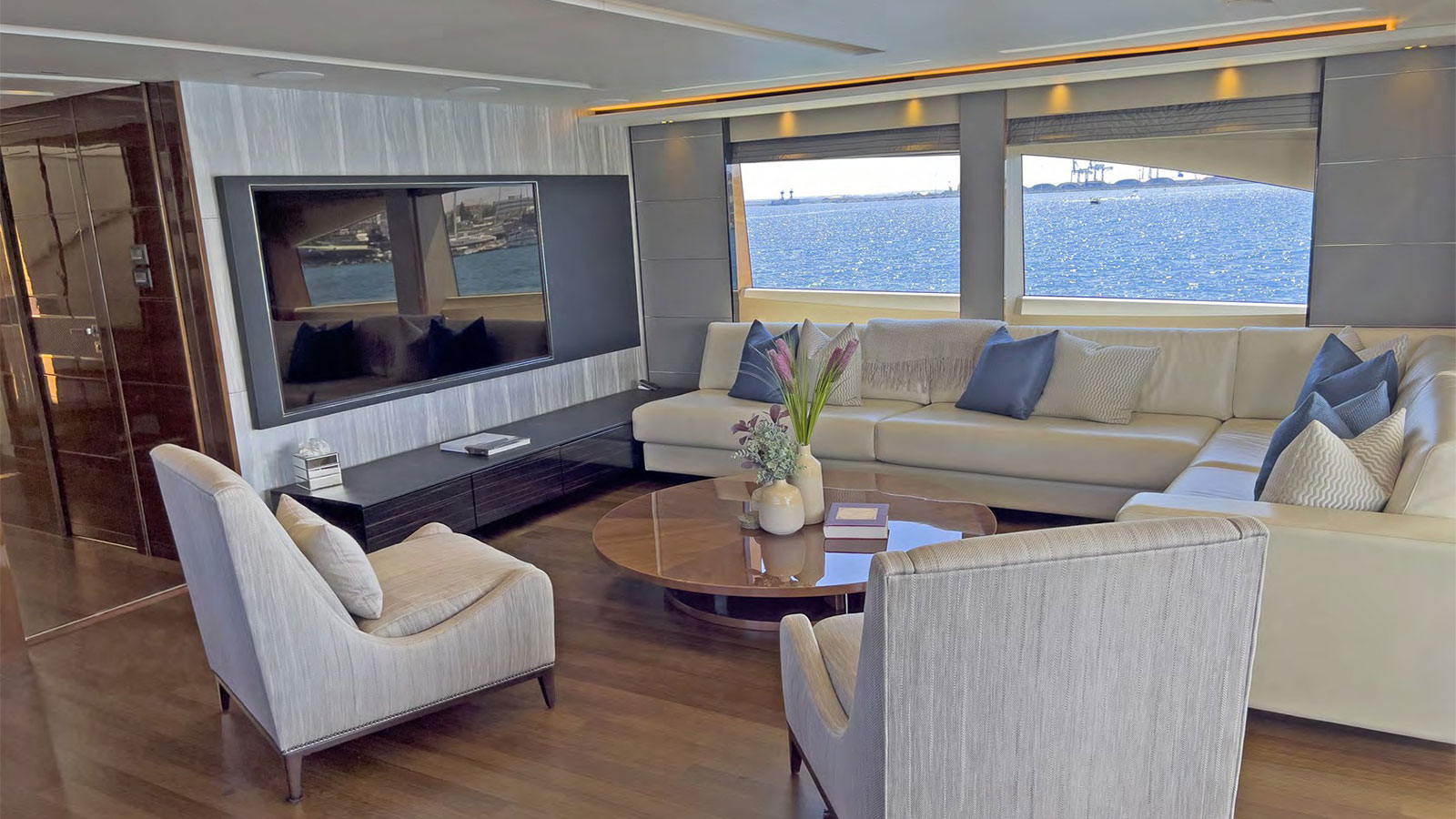 2016 Princess 40M te huur (photo 6)
