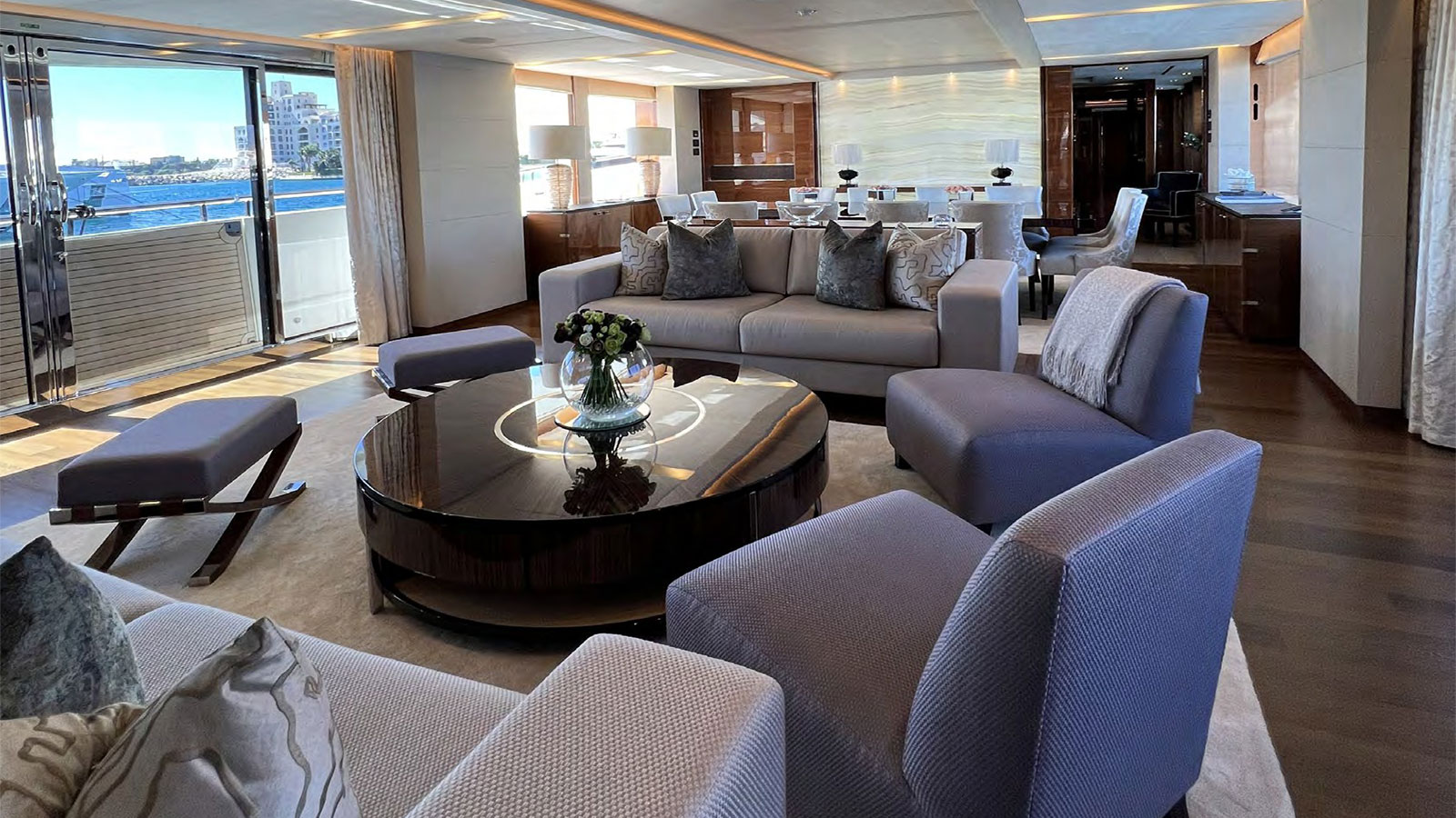 2016 Princess 40M te huur (photo 7)