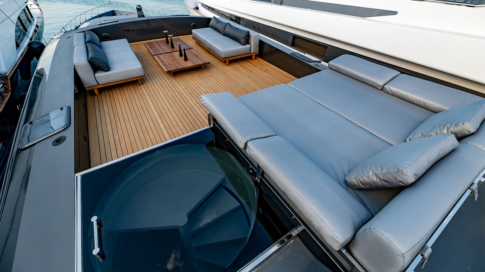 2009 Tecnomar Eva for charter (photo 15)
