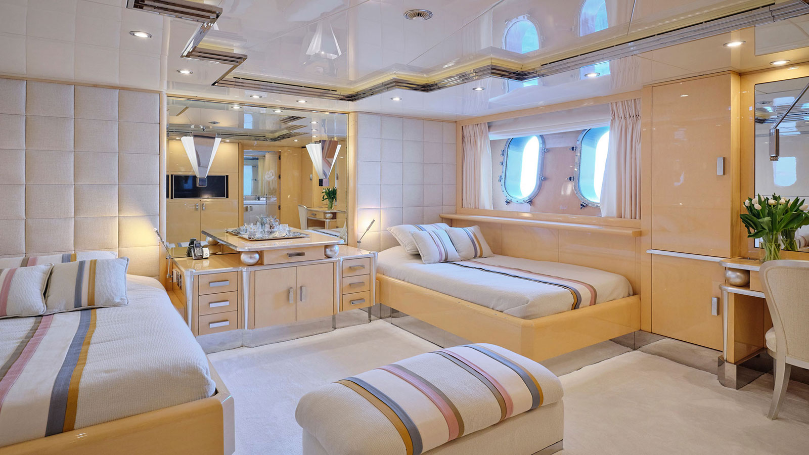 2006 Benetti Sunday zu chartern (photo 13)