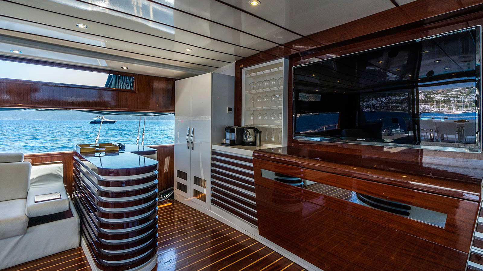 2008 Nysa Yacht Esma Sultan na czarter (photo 6)