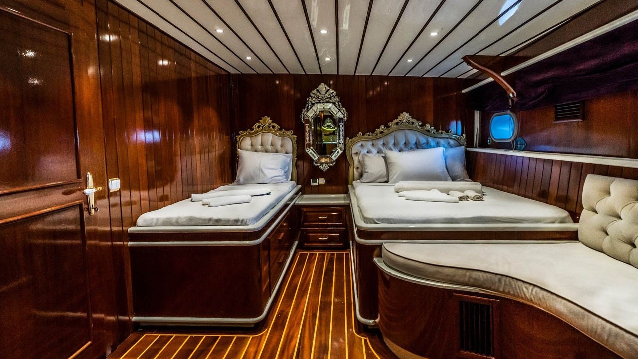 2008 Nysa Yacht Esma Sultan na czarter (photo 9)