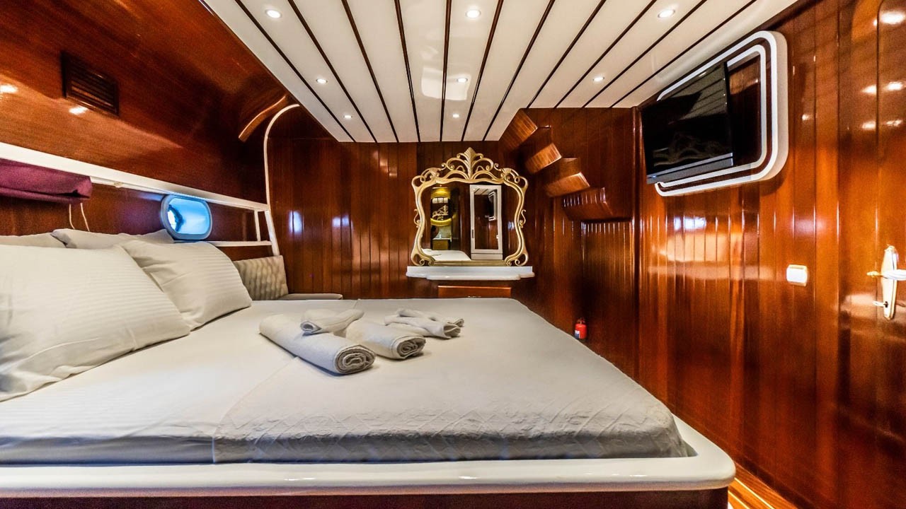 2008 Nysa Yacht Esma Sultan na czarter (photo 15)