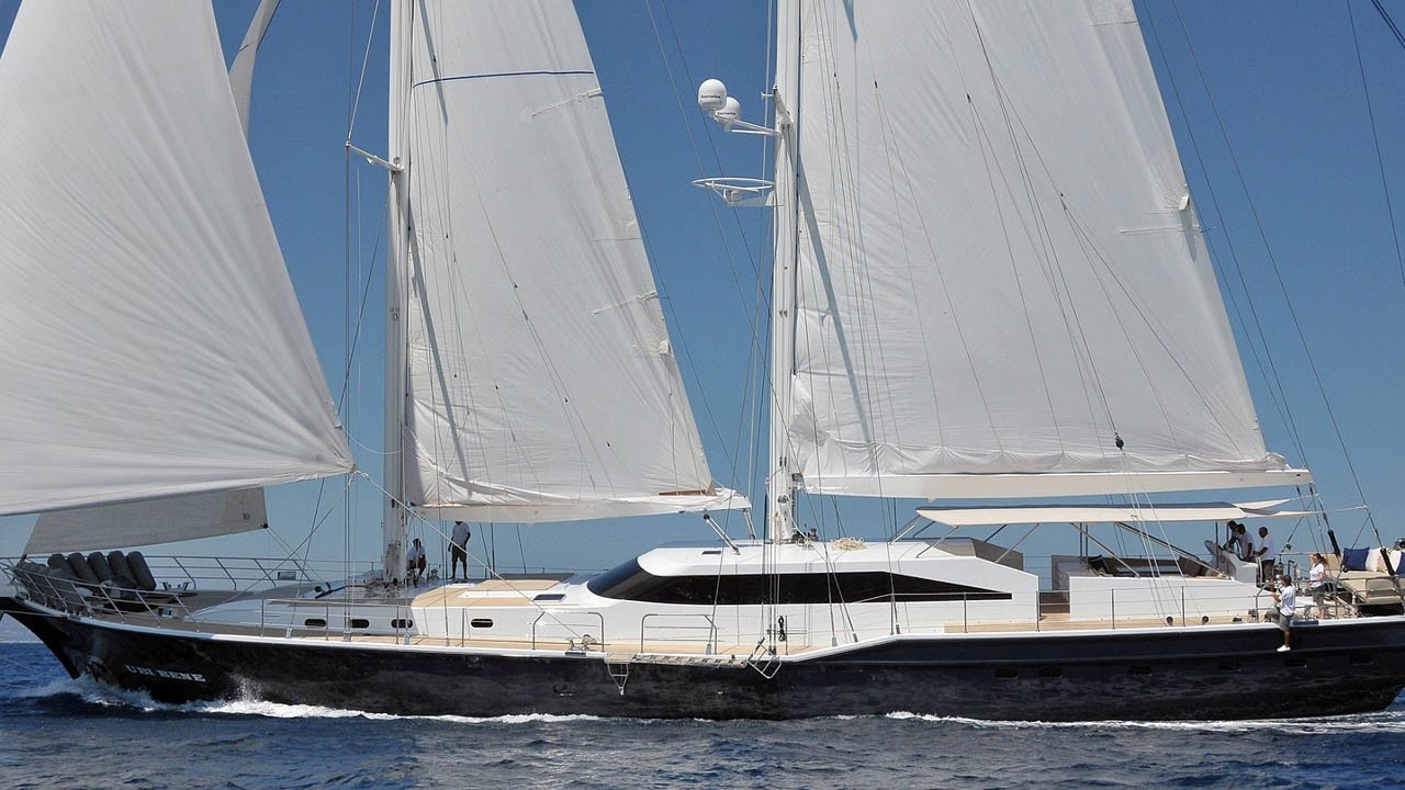 2010 Valena Yachting Ubi Bene na czarter (photo 2)