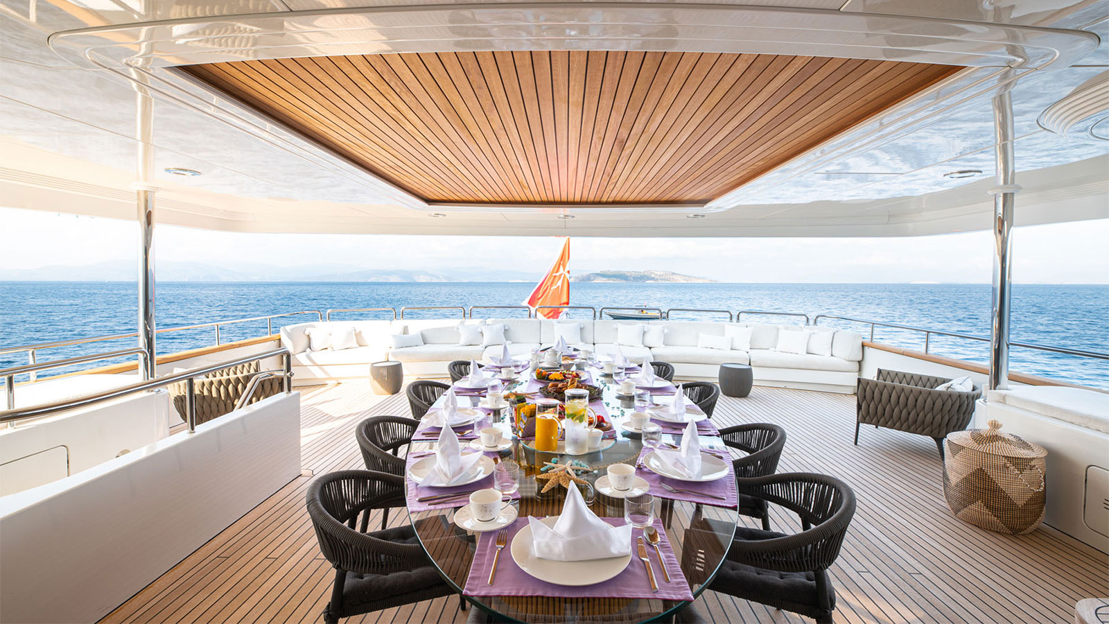 1999 Benetti Barents a noleggio (photo 13)