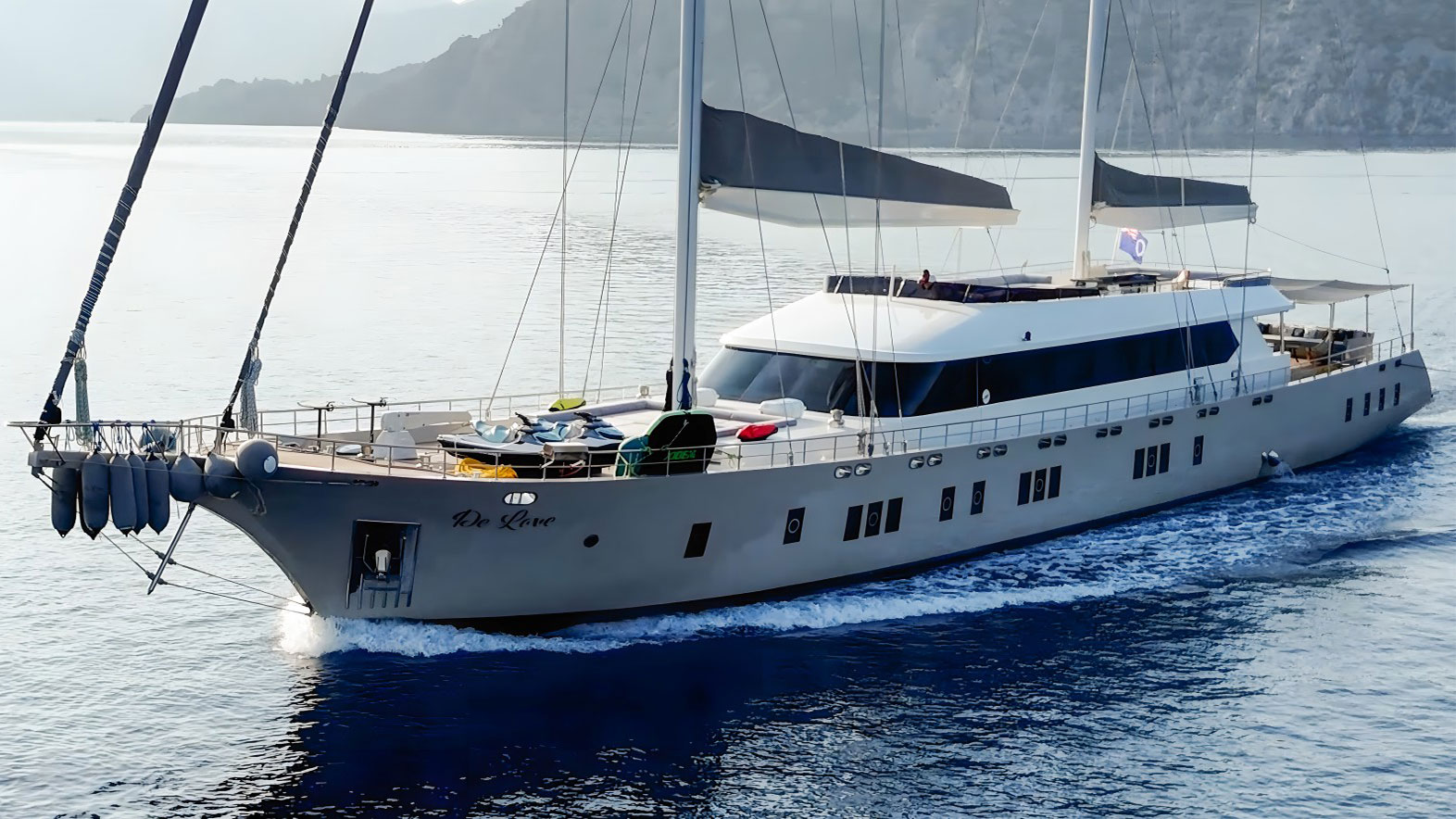 2024 Custom Built De Love te huur (photo 31)