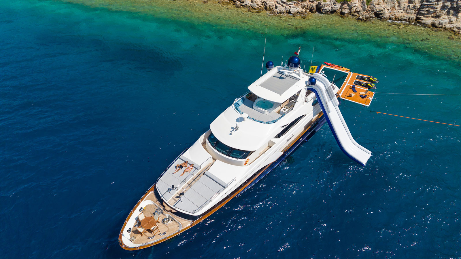 1999 Benetti Amadea te huur (photo 24)