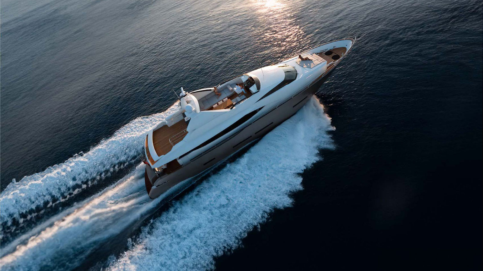 2009 Peri Yachts Quasar à louer (photo 13)
