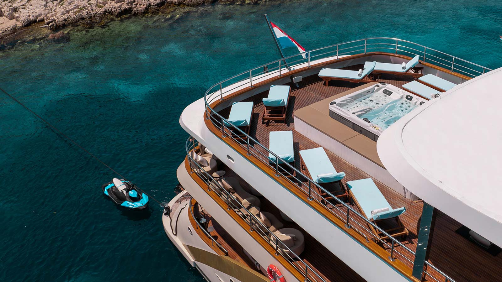 2018 Custom Built Riva à louer (photo 11)