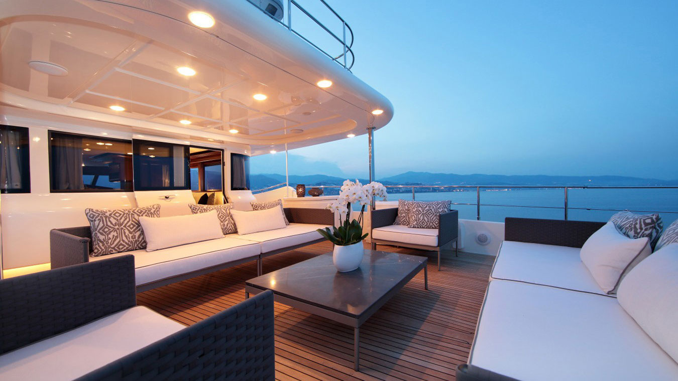 2006 Ferretti Lady Soul en alquiler (photo 14)