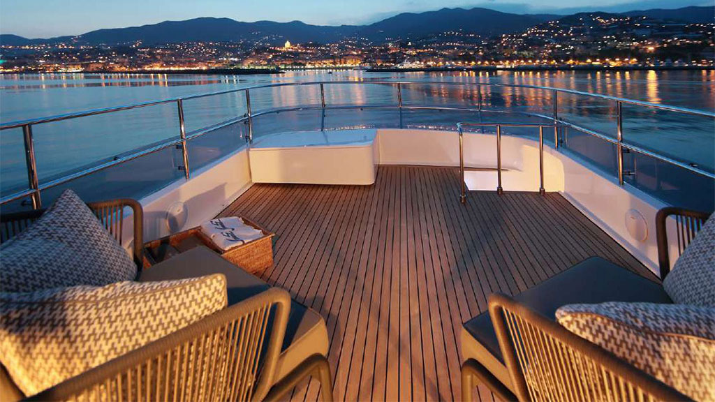 2006 Ferretti Lady Soul en alquiler (photo 15)