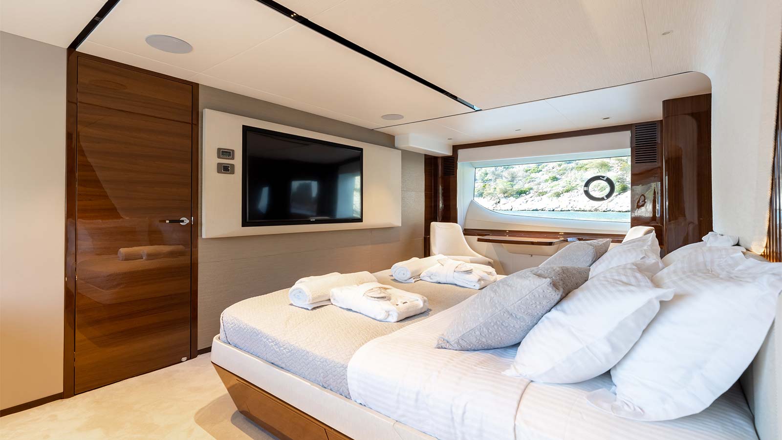 2020 Princess Y85 zu chartern (photo 8)