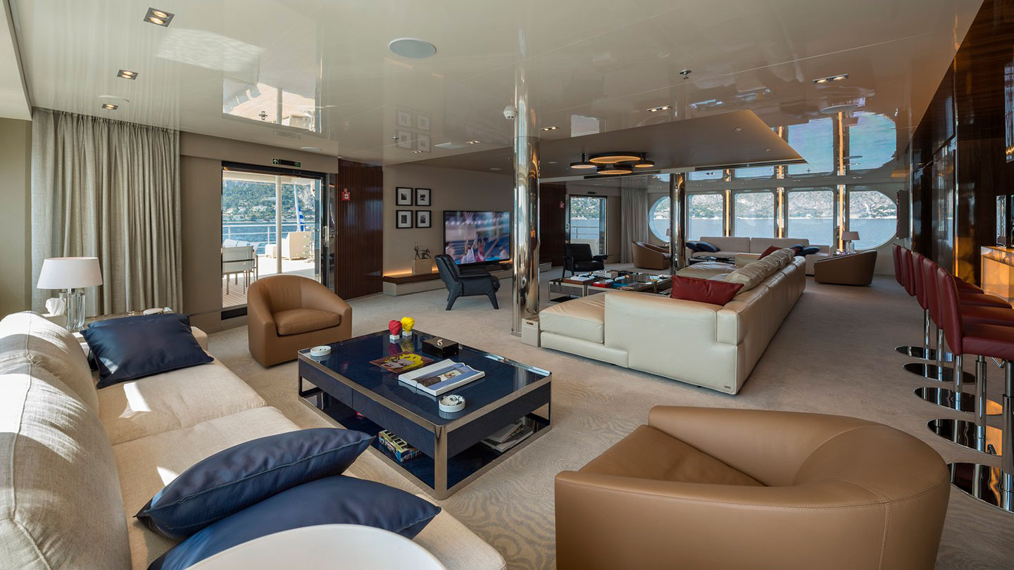 2004 Austal Serenity for charter (photo 2)