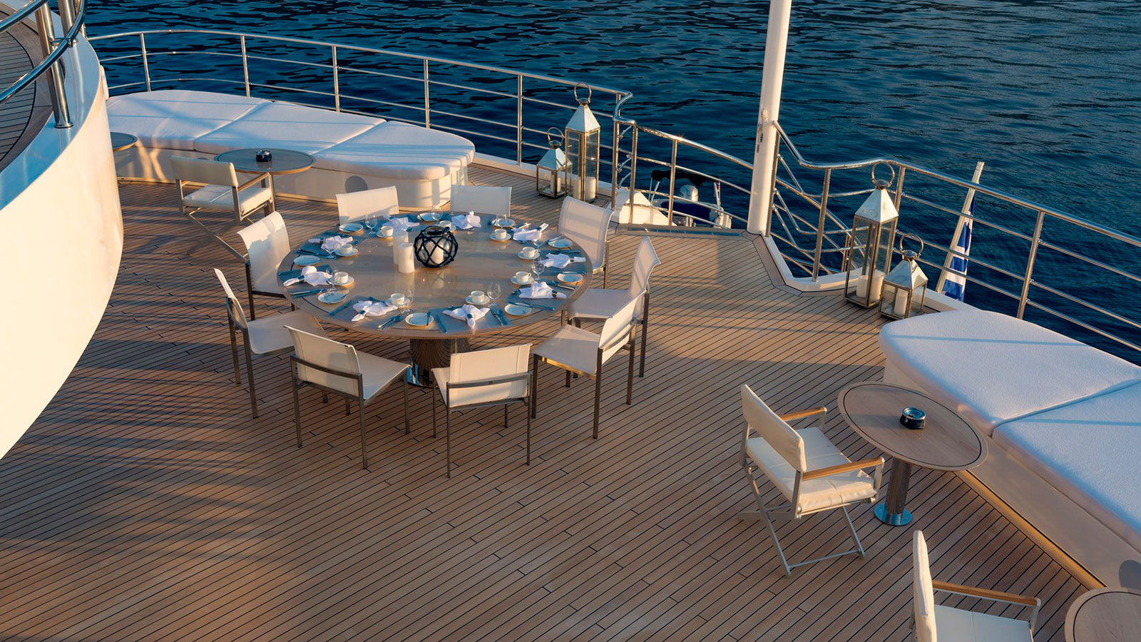 2004 Austal Serenity for charter (photo 28)