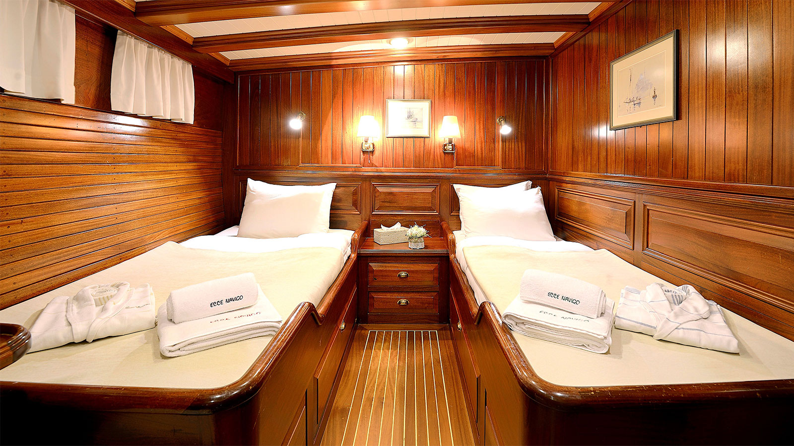 1997 Valena Yachting Ecce Navigo zu chartern (photo 3)