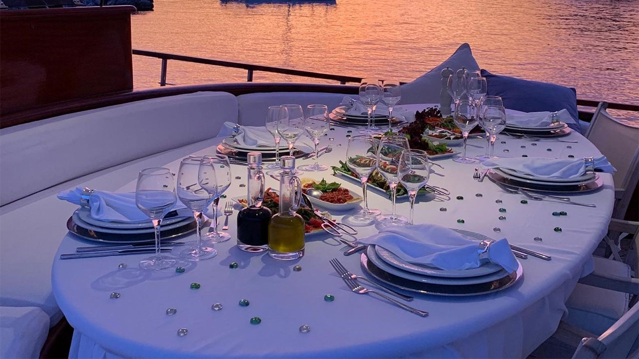 1997 Valena Yachting Ecce Navigo zu chartern (photo 13)