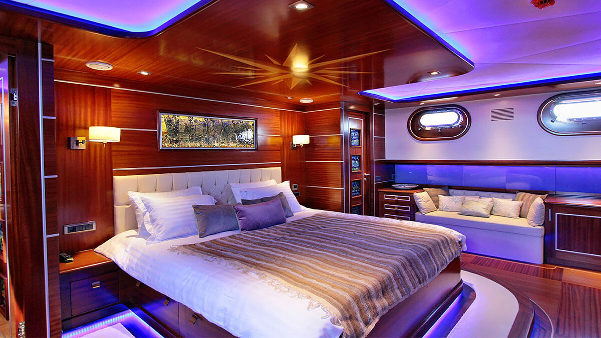 2012 Carpe Diem Shipyard Carpe Diem V for charter (photo 7)