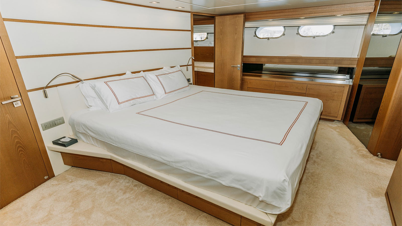 2009 Sanlorenzo 72 te huur (photo 15)