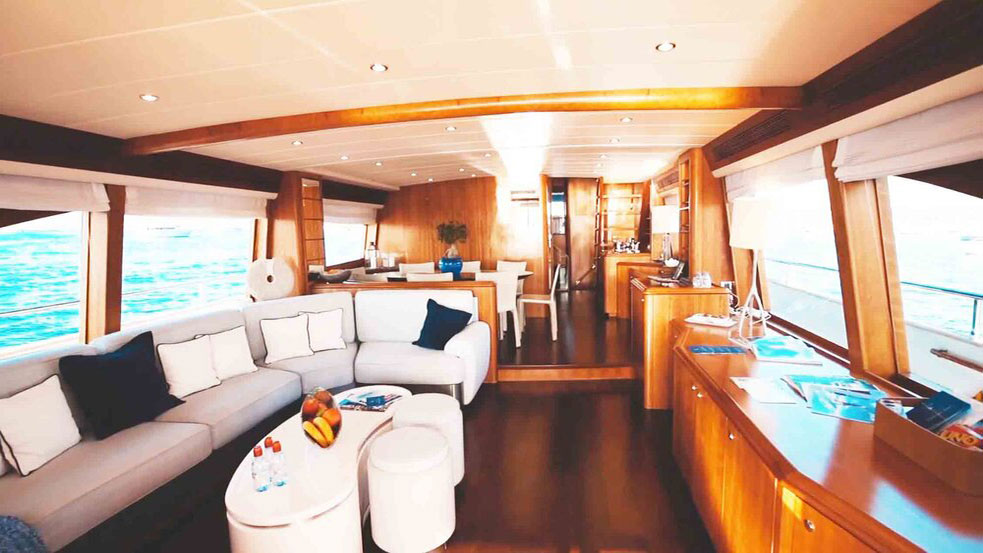 2006 Couach Yachts Lady Amanda na czarter (photo 3)