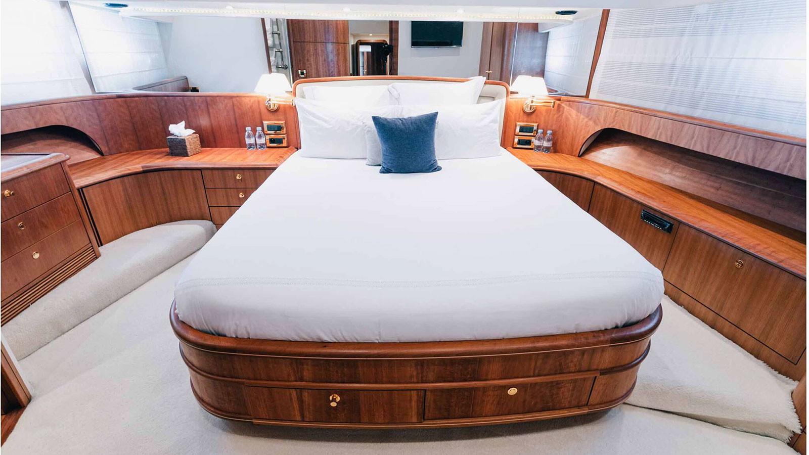 2006 Couach Yachts Lady Amanda na czarter (photo 7)