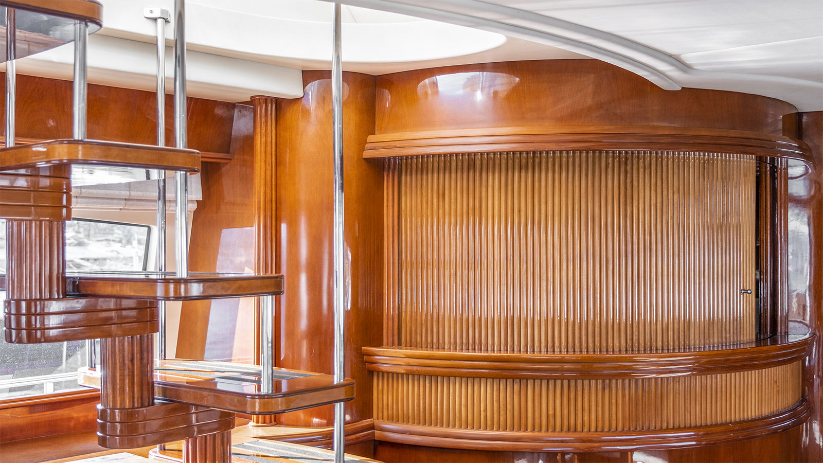 2005 Azimut Titan na czarter (photo 4)