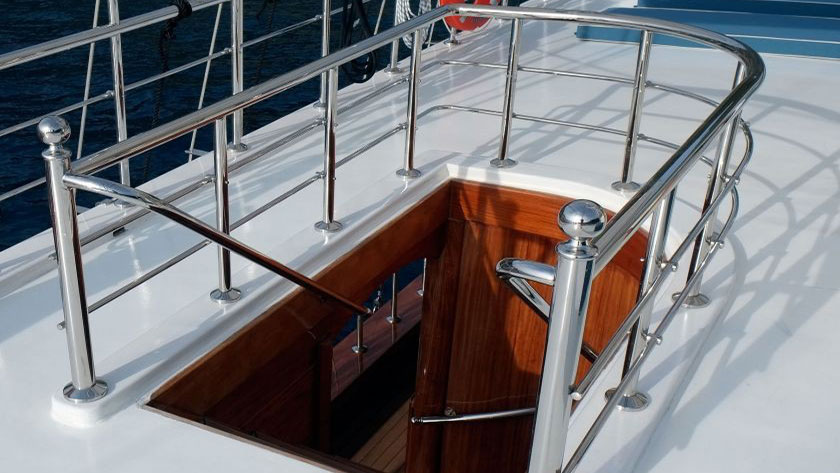 2014 Custom Built Queen Atlantis for charter (photo 26)