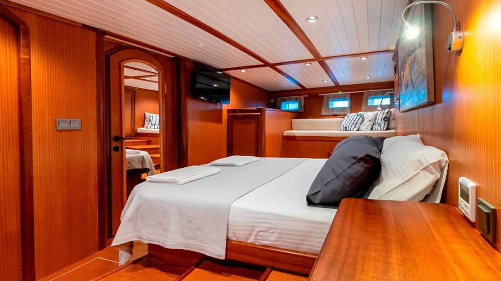1999 Custom Built Bodrum Queen for charter (photo 5)