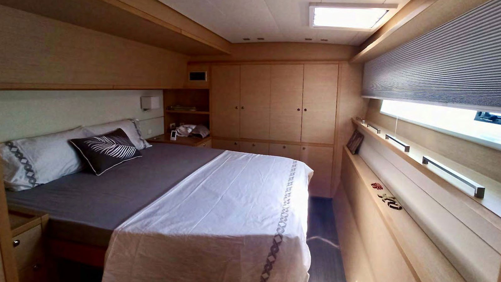 2014 Lagoon 620 te huur (photo 4)