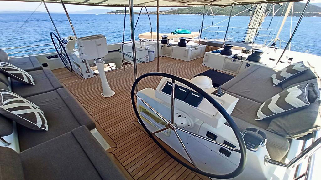 2014 Lagoon 620 te huur (photo 10)