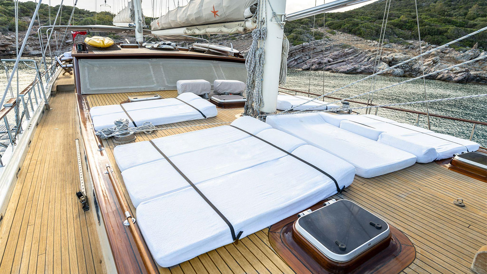 2011 Custom Built Estrella De Mar zu chartern (photo 20)