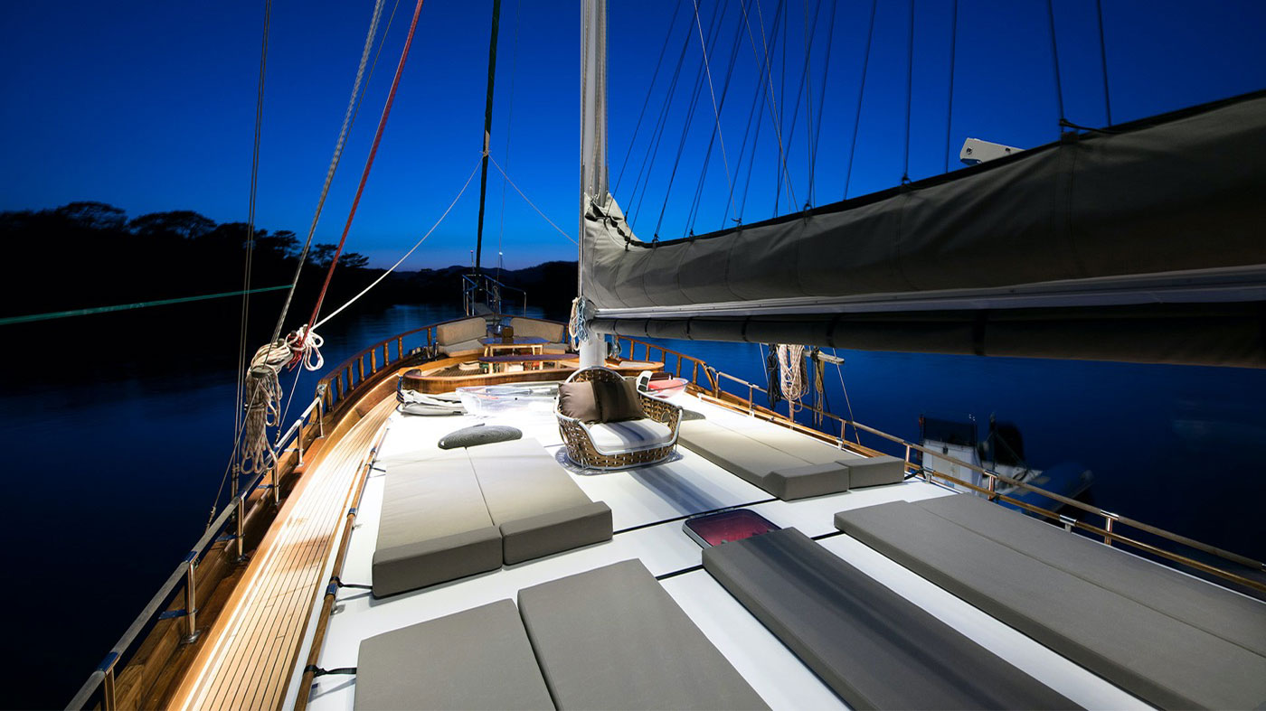 2003 Custom Built Serenad A a noleggio (photo 21)