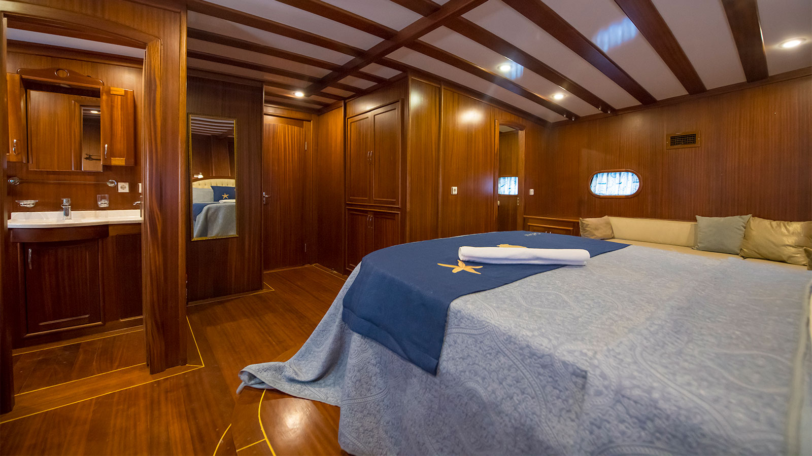 2015 Custom Built Cagan for charter (photo 8)