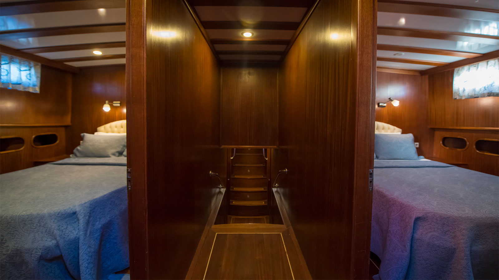 2015 Custom Built Cagan for charter (photo 14)