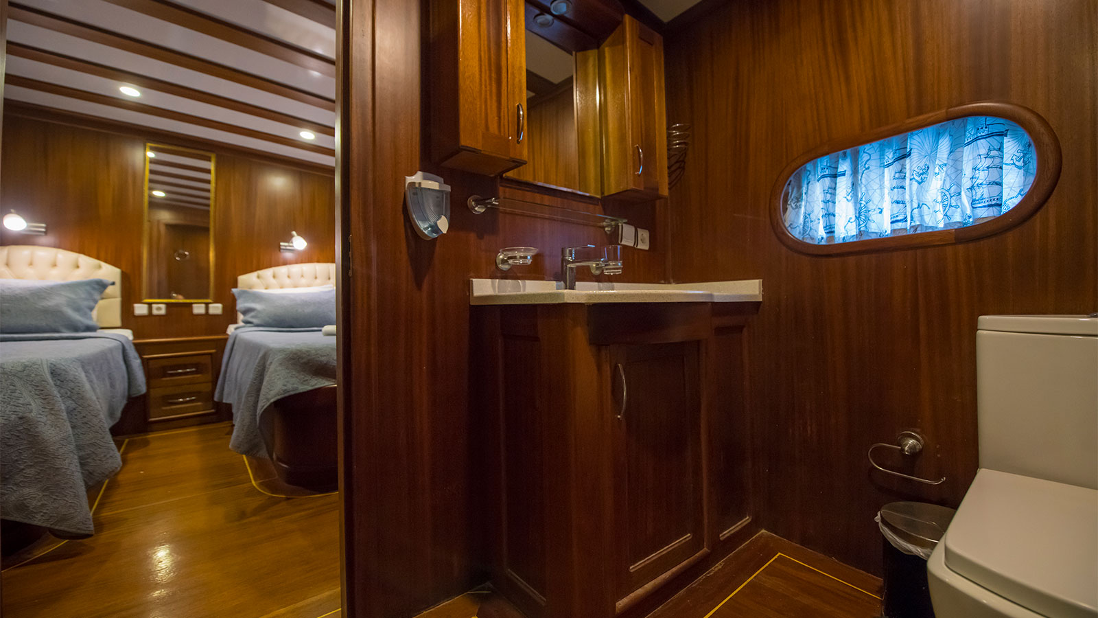 2015 Custom Built Cagan for charter (photo 15)