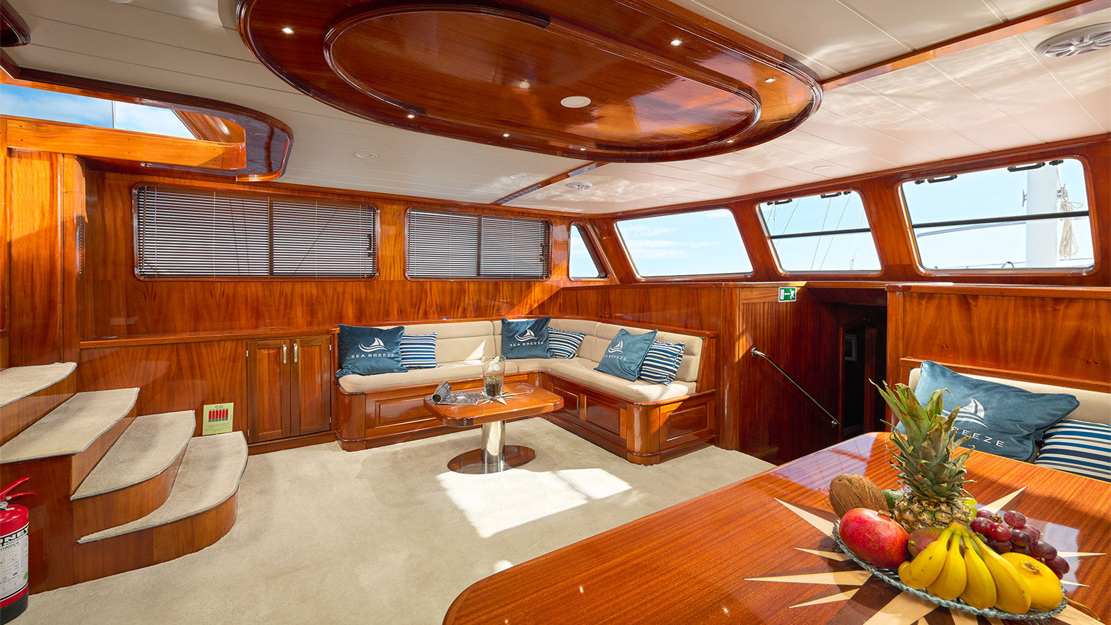 2018 Custom Built Sea Breeze te huur (photo 3)