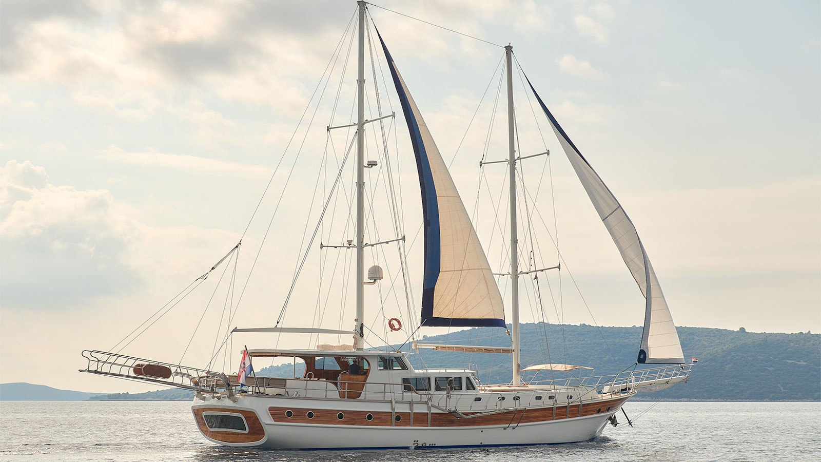2018 Custom Built Sea Breeze te huur (photo 21)