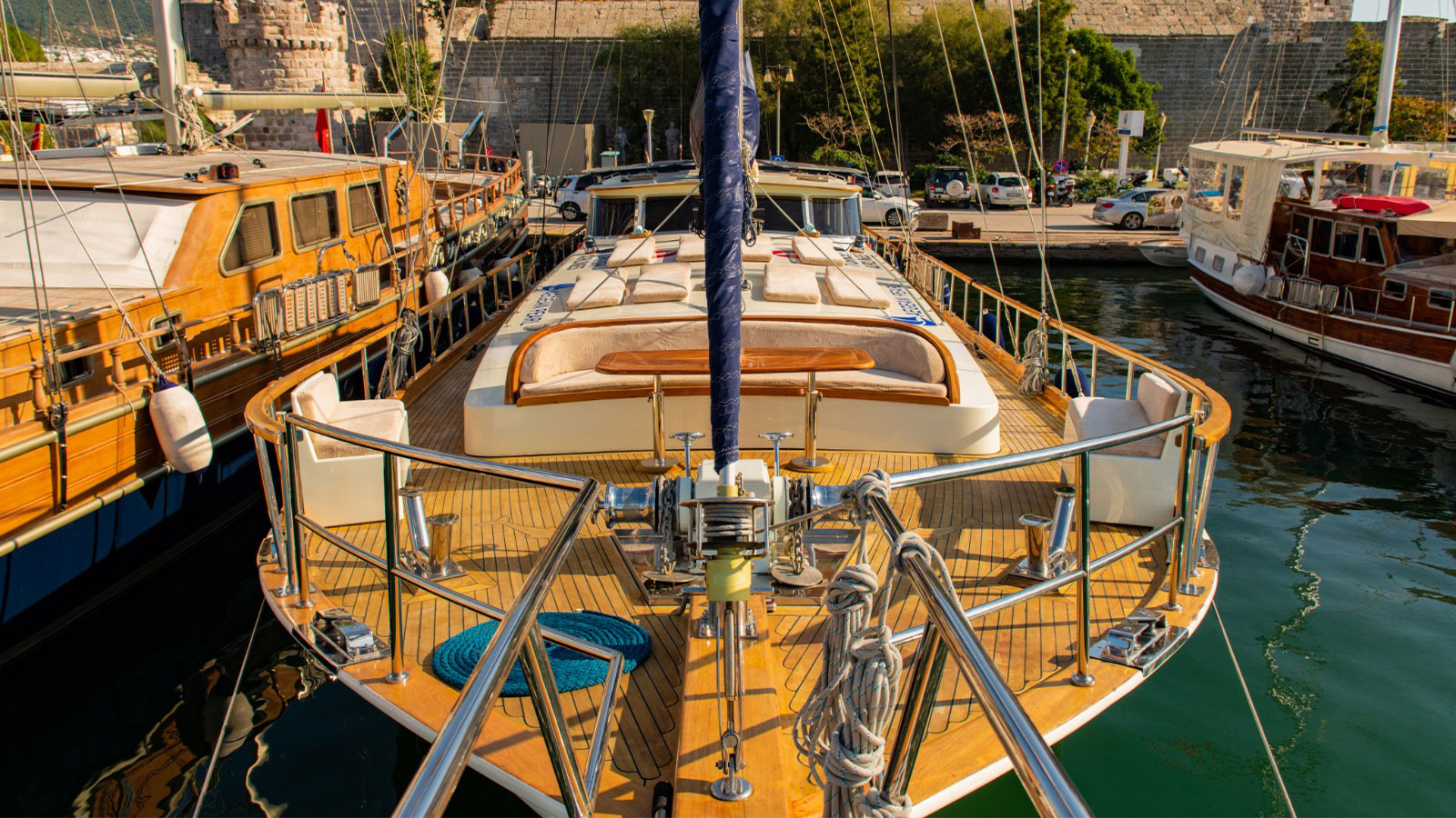 2011 Custom Built Aegean Pearl à louer (photo 19)