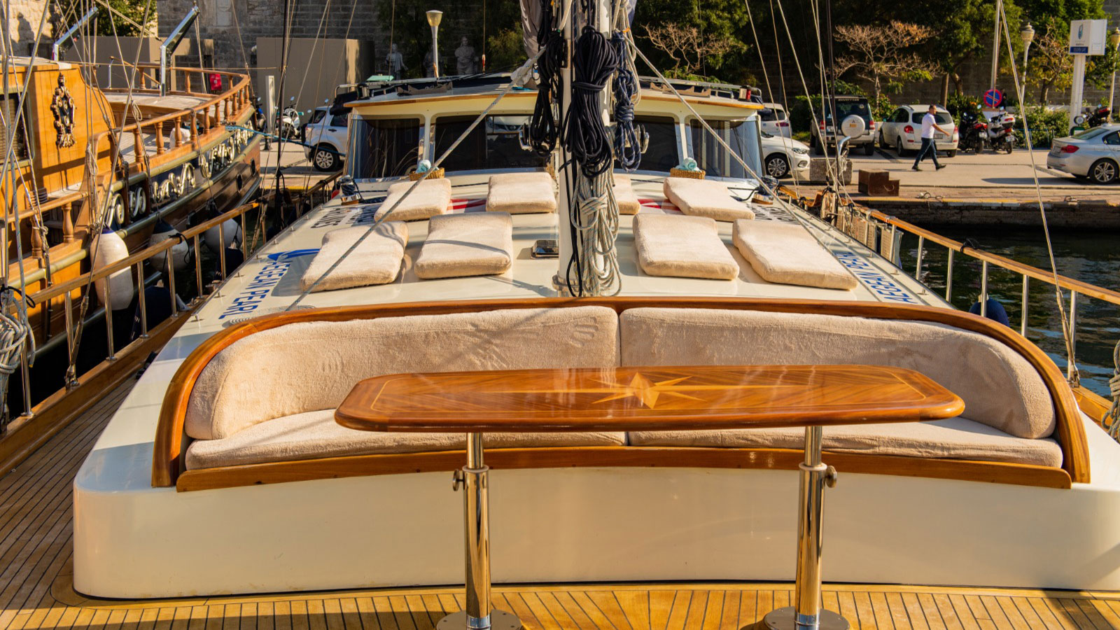2011 Custom Built Aegean Pearl à louer (photo 20)