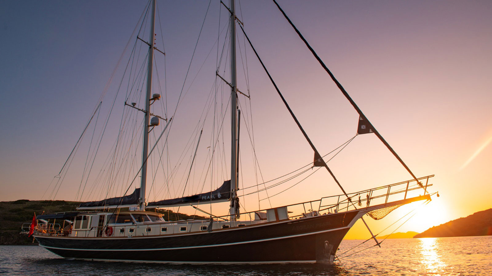 2011 Custom Built Aegean Pearl à louer (photo 24)