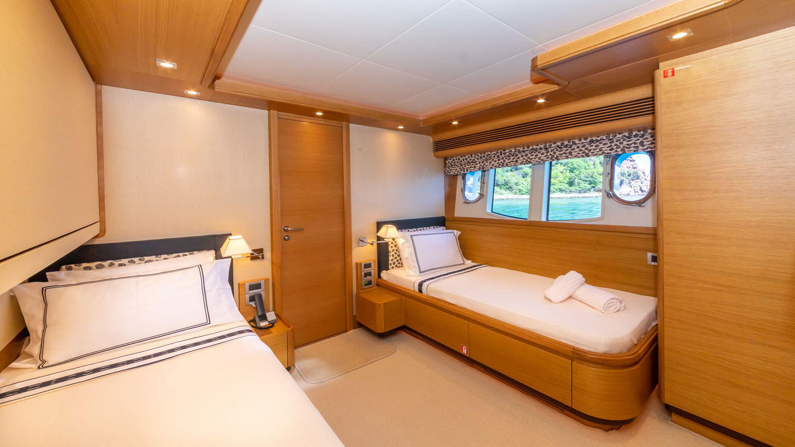 2007 Ferretti Funda D à louer (photo 8)